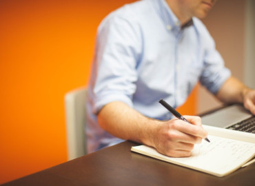 как бесплатно избавиться от долгов физ. лицам через МФЦ в 2026 - фото - 1